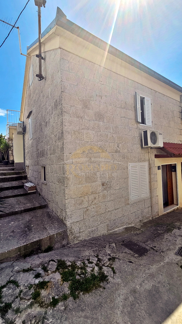 Casa in pietra ristrutturata a Okrug Donji - Čiovo